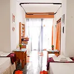 Gjiroart Corner *