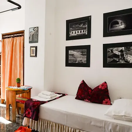 Gjiroart Corner Affittacamere