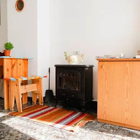 Gjiroart Corner Affittacamere *