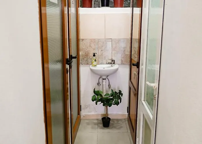 Gjiroart Corner Gjirokastër