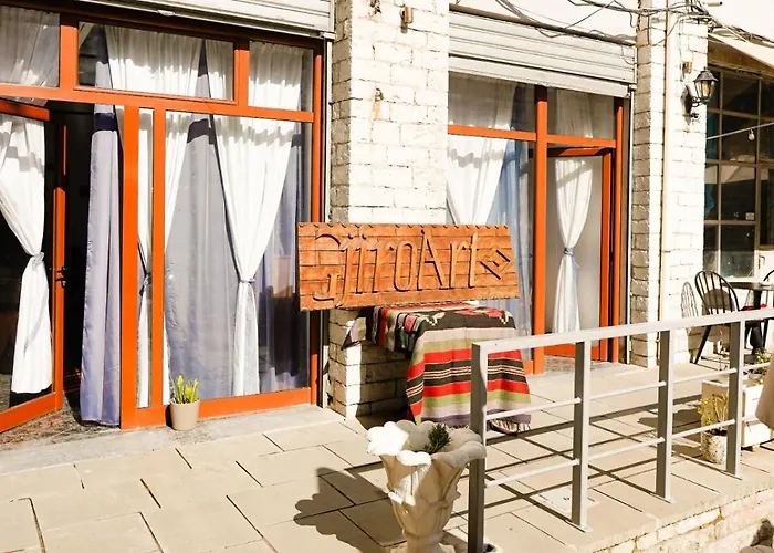 Affittacamere Gjiroart Corner *